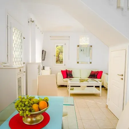 Holiday home Sea View Megas Gialos - Nites